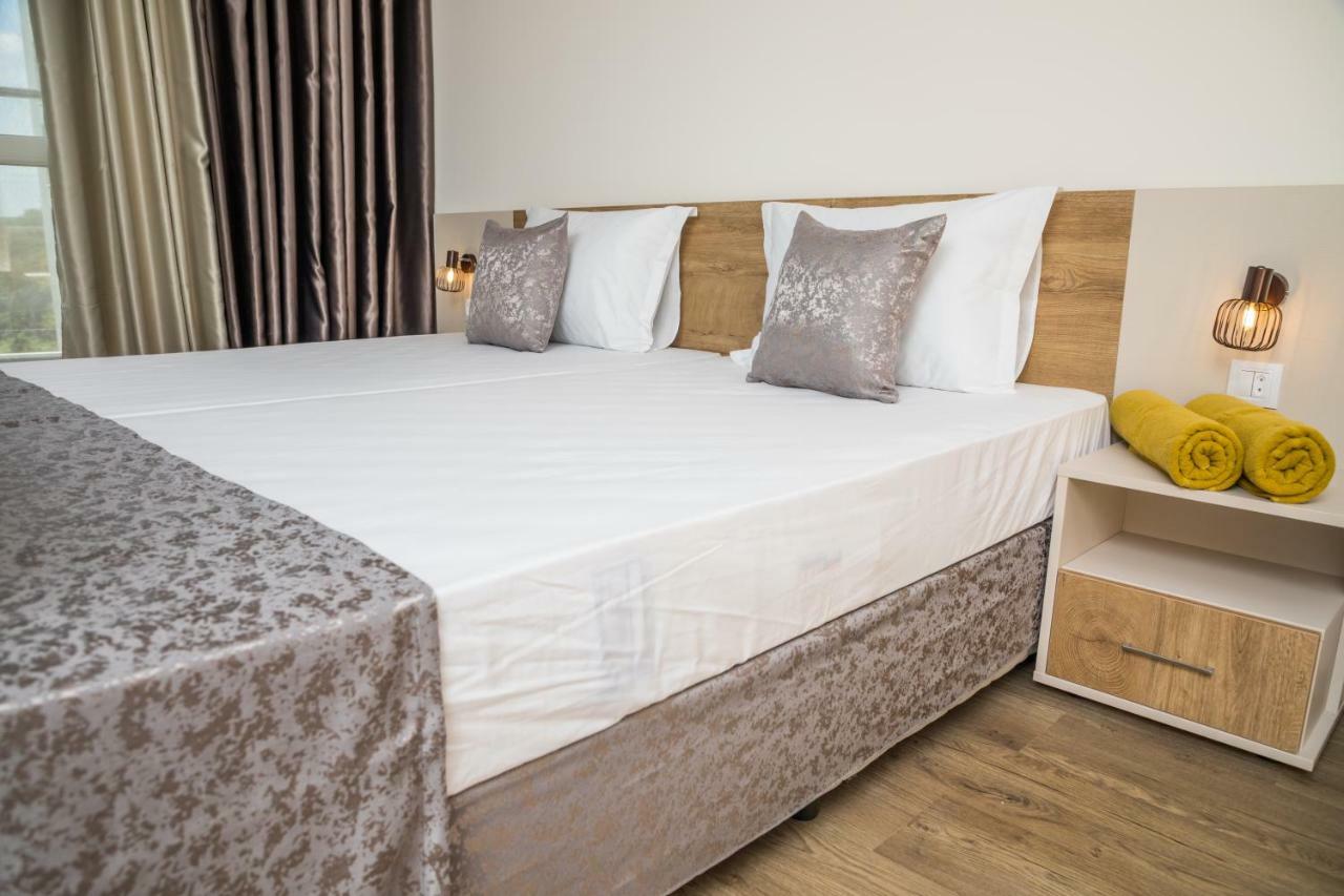 פרימורסקו Allure Beach Resort Aparthotel מראה חיצוני תמונה
