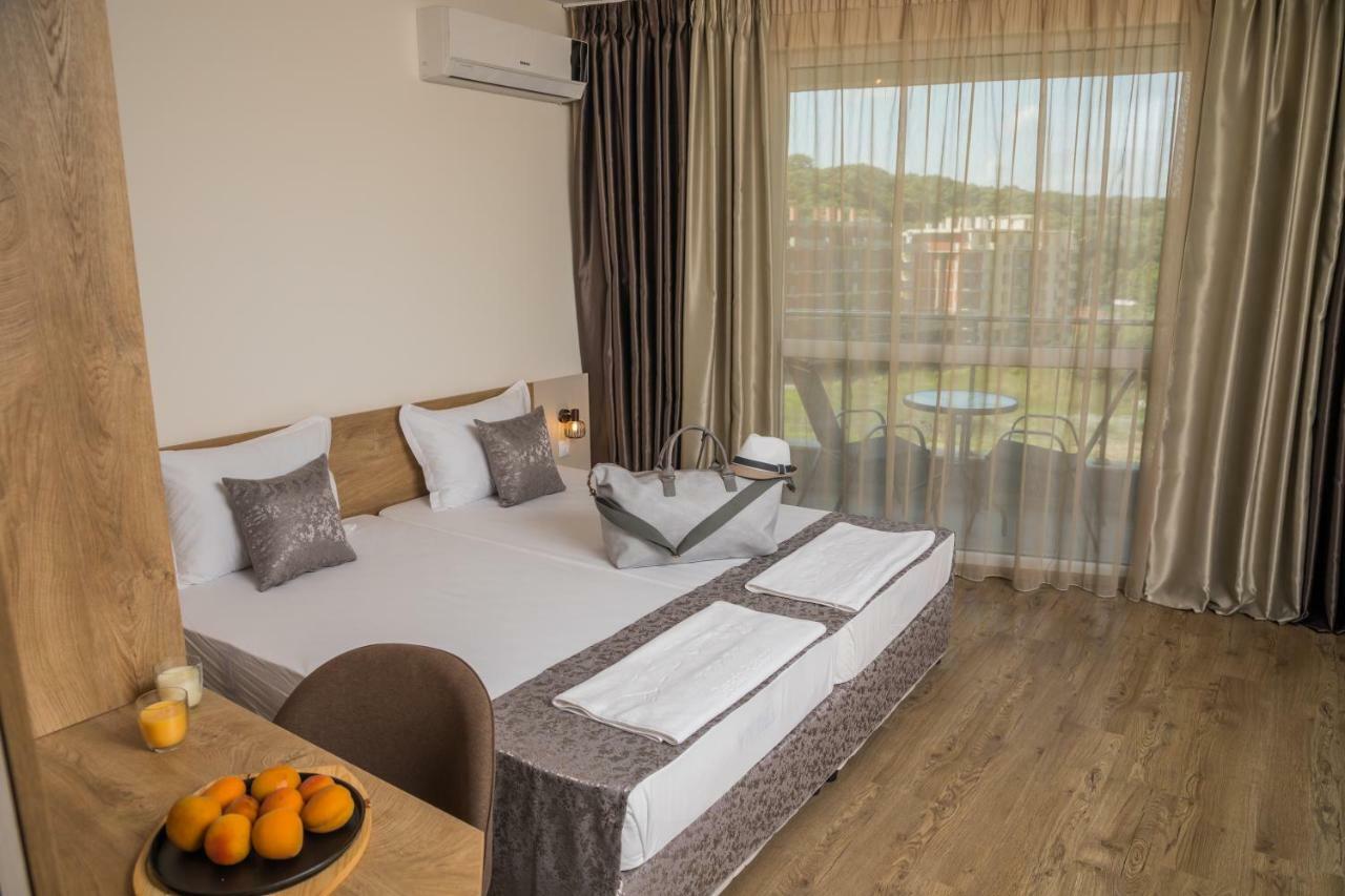 פרימורסקו Allure Beach Resort Aparthotel מראה חיצוני תמונה