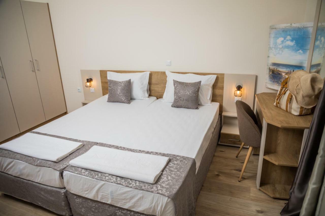 פרימורסקו Allure Beach Resort Aparthotel מראה חיצוני תמונה