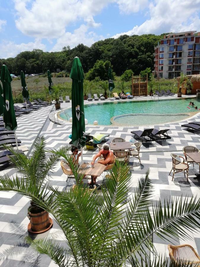 פרימורסקו Allure Beach Resort Aparthotel מראה חיצוני תמונה