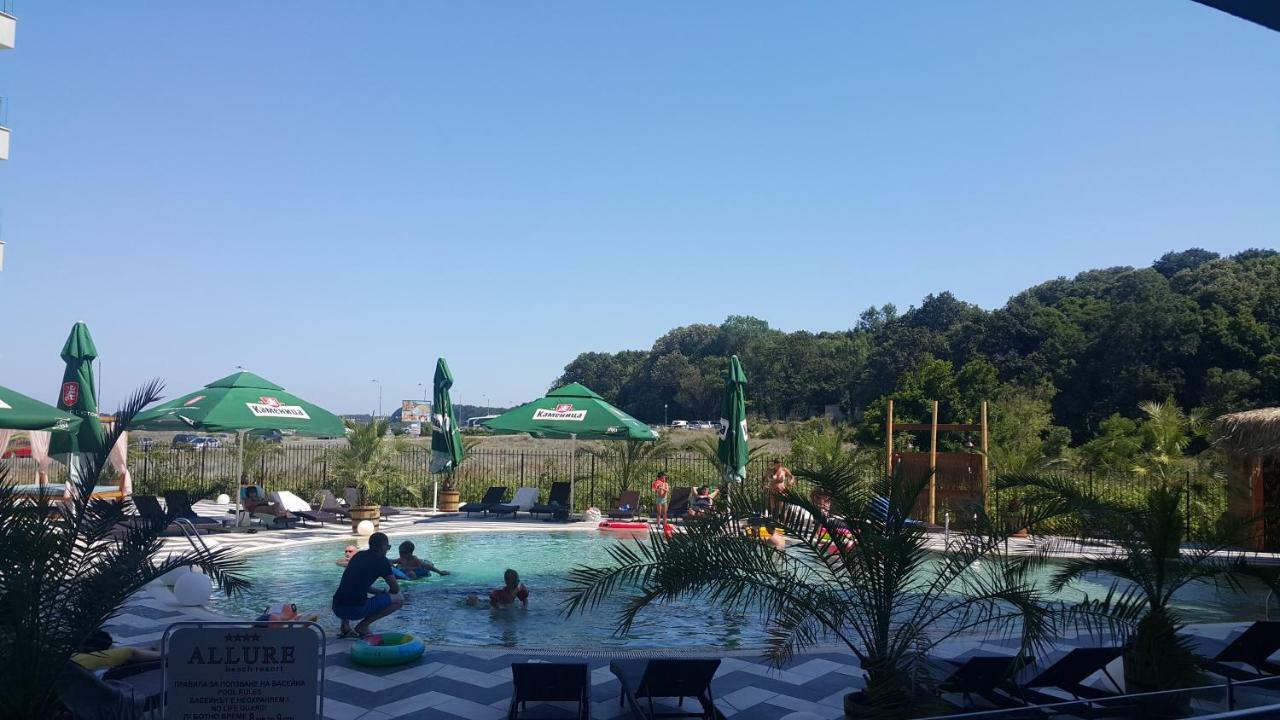 פרימורסקו Allure Beach Resort Aparthotel מראה חיצוני תמונה