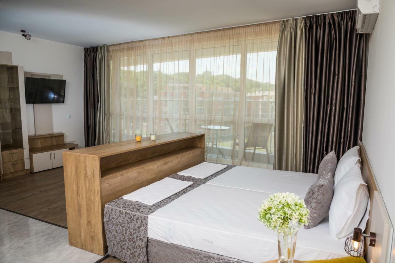 פרימורסקו Allure Beach Resort Aparthotel חדר תמונה